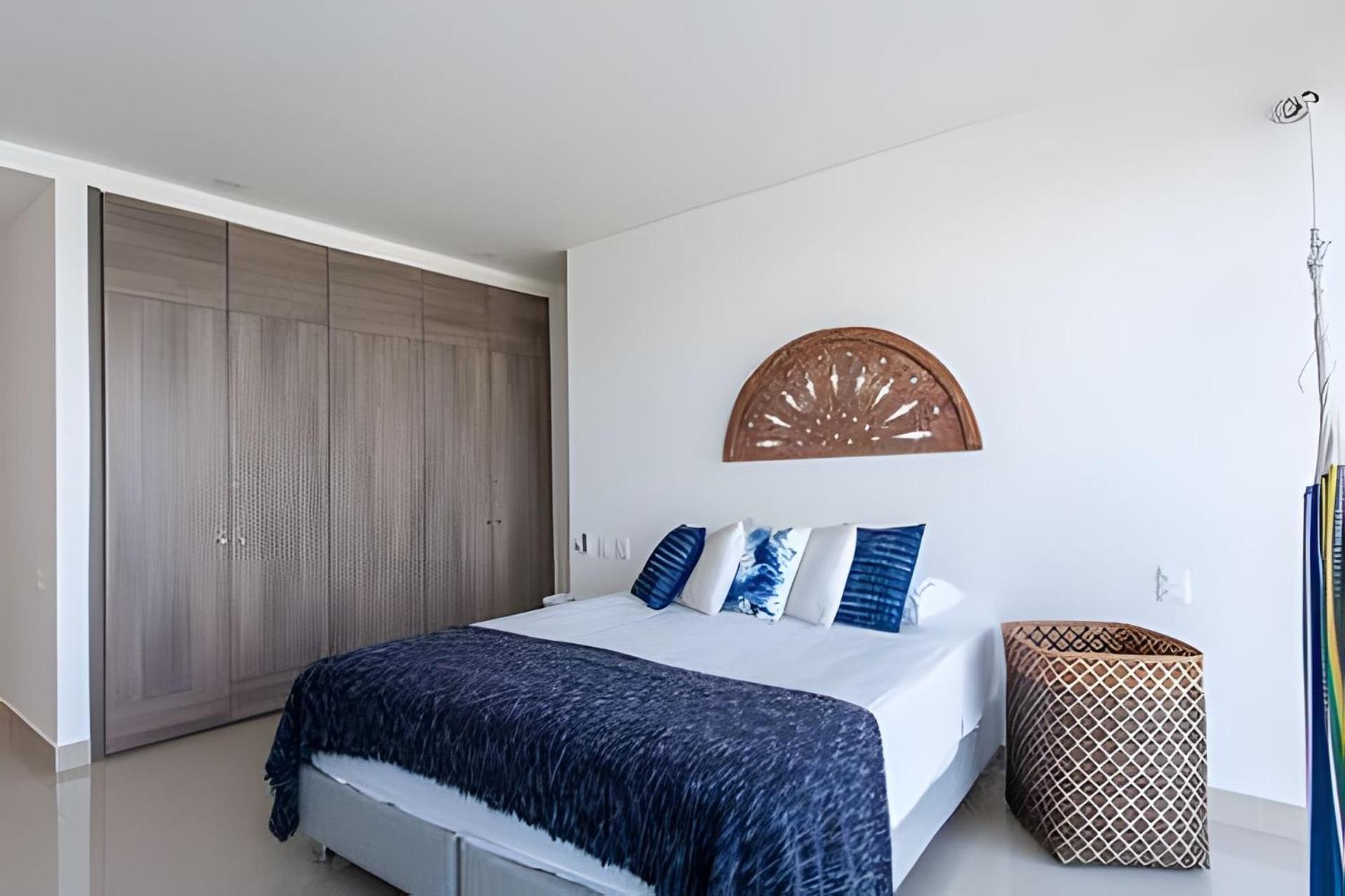 Apartamento Lujoso Apto De 2 Hab En Piso 14 Morros *